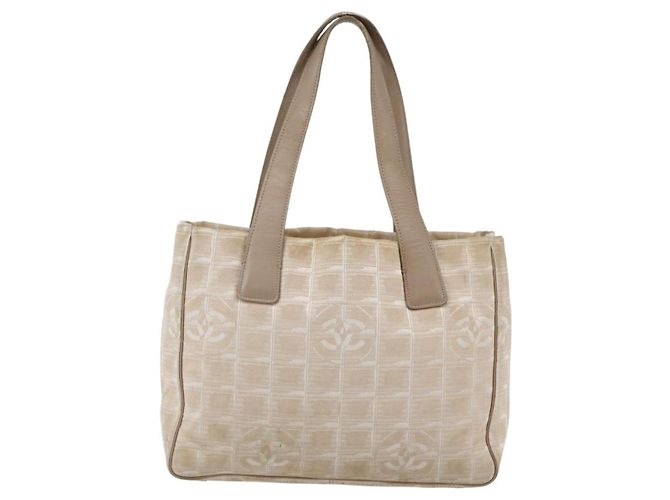 CHANEL Nuova Borsa Tote da Viaggio Nylon Beige Oro CC Auth 145082 D'oro - vista 13