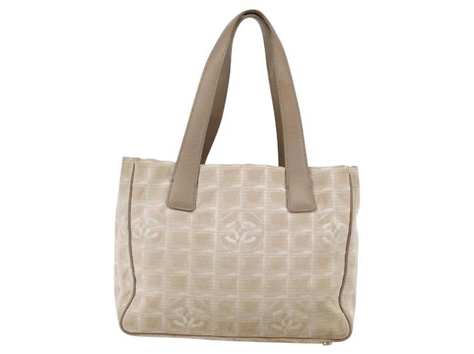CHANEL Nuova Borsa Tote da Viaggio Nylon Beige Oro CC Auth 145082 D'oro - vista 2