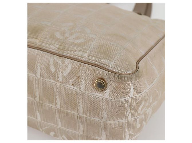 CHANEL Nuova Borsa Tote da Viaggio Nylon Beige Oro CC Auth 145082 D'oro - vista 9