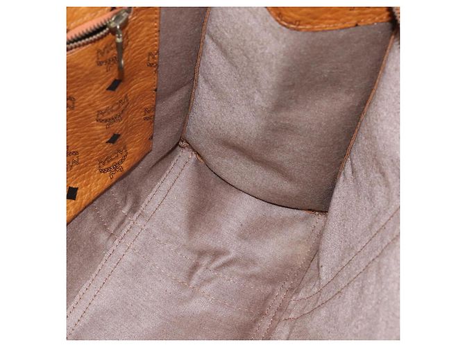 Borsa tote MCM Logogram Vicetos in pelle PVC marrone e oro Auth gh881 D'oro - vista 18