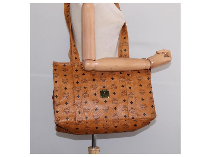 Borsa tote MCM Logogram Vicetos in pelle PVC marrone e oro Auth gh881 D'oro - vista 20