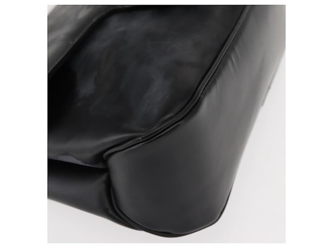 Borsa a Spalla Vala in Pelle Nera e Argento di Salvatore Ferragamo Auth gh1115 Nero - vista 10