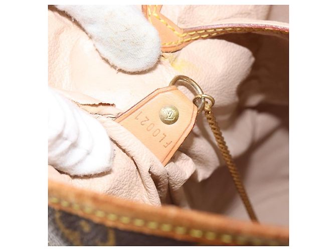 LOUIS VUITTON Bolsa de Ombro Monogram Bucket GM M42236 LV Auth gh1032 Monograma - vista 12