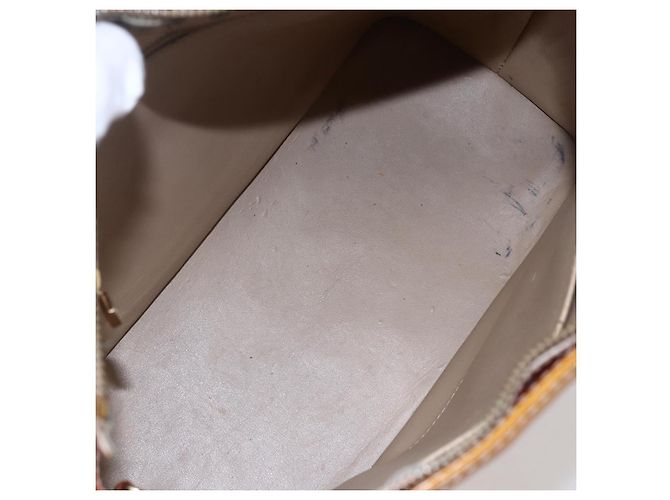 LOUIS VUITTON Borsa a Mano Houston Monogram Vernis Beige M91004 LV Auth 147674 - vista 11