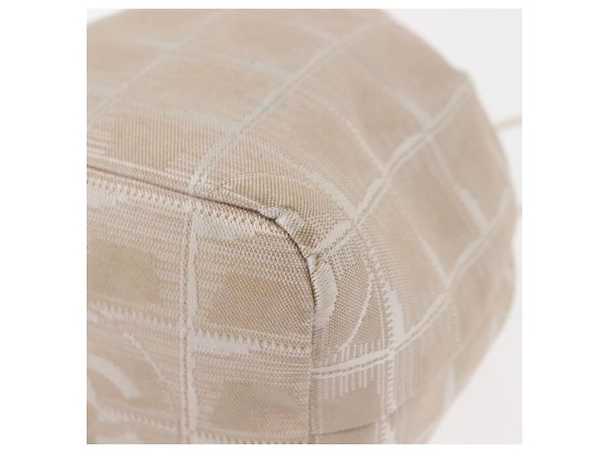 Pochette da Viaggio CHANEL Nuova Linea Nylon Beige CC Auth bs29909 - vista 14
