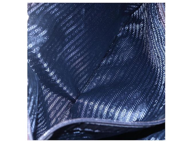 Borsa Tote Prada in Nylon Nero e Oro Auth bs30070 D'oro - vista 20