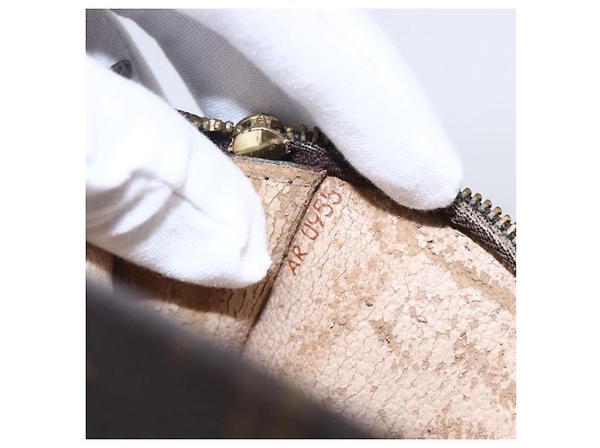 Bucket LOUIS VUITTON Monogramma Secchiello PM Pochette Accessorio LV Auth 147430 - vista 12