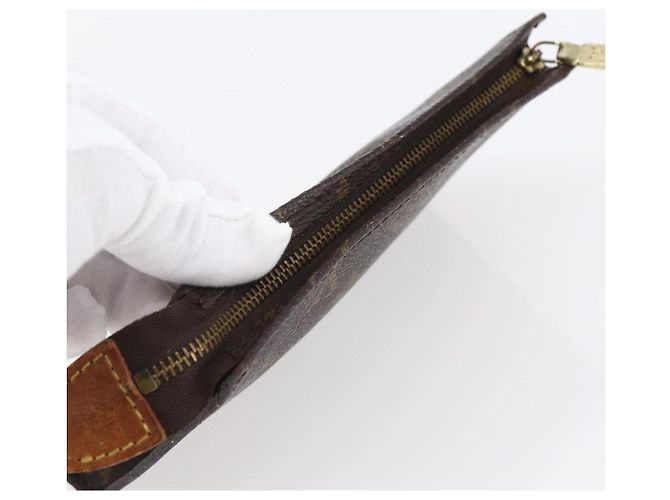 Bucket LOUIS VUITTON Monogramma Secchiello PM Pochette Accessorio LV Auth 147430 - vista 5