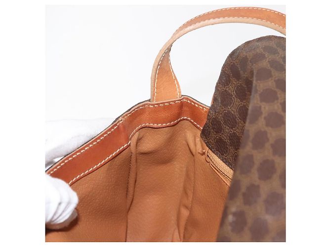 Céline Borsa a Spalla in Tela Macadam CELINE in Pelle PVC Marrone Oro Auth gh1088 D'oro - vista 19