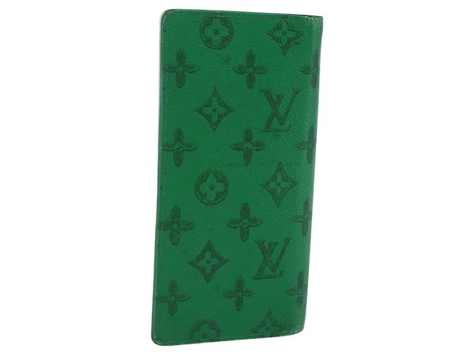 LOUIS VUITTON Monedero Brazza Monogram Everyday Verde M80801 LV Auth 149234 Monograma - vista 2