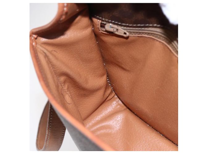 Céline Borsa a Spalla in Tela Macadam CELINE in Pelle PVC Marrone Oro Auth 150117 D'oro - vista 19
