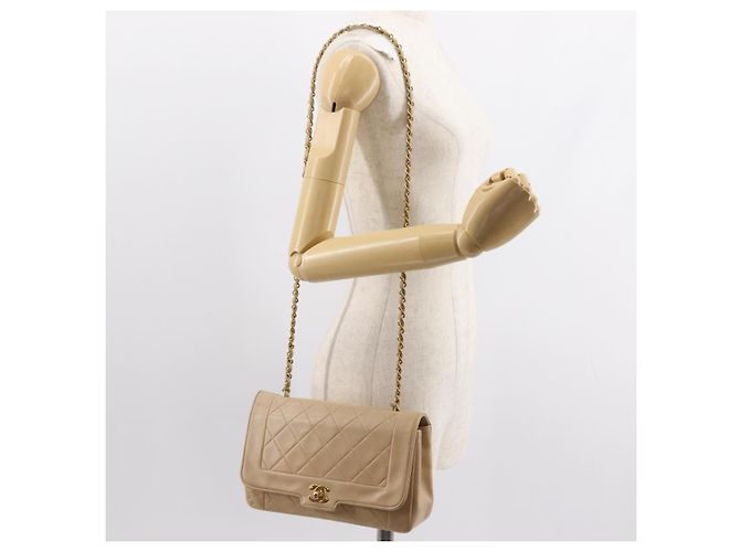 CHANEL Borsa a Spalla Matelassé con Catena in Pelle di Agnello Beige Oro CC Auth BA7295 D'oro - vue 25