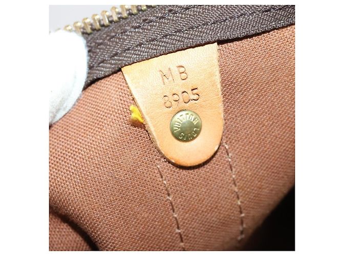LOUIS VUITTON Monogram Keepall 50 Boston Bag M41426 LV Auth bs29527 - view 12