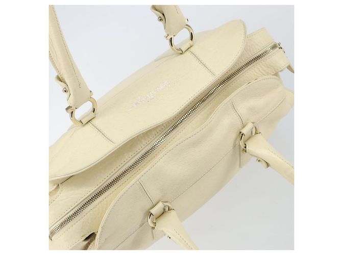 Borsa a Spalla Gancini in Pelle Oro Beige Auth 143218 di Salvatore Ferragamo - vista 6