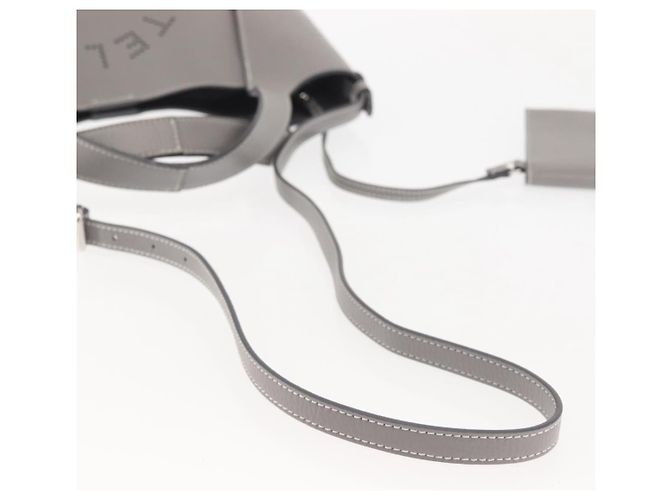 Autre Marque Stella McCartney Handtasche aus Leder 2-Wege Grau Silber Authentisch BA5955 Braun - Ansicht 9