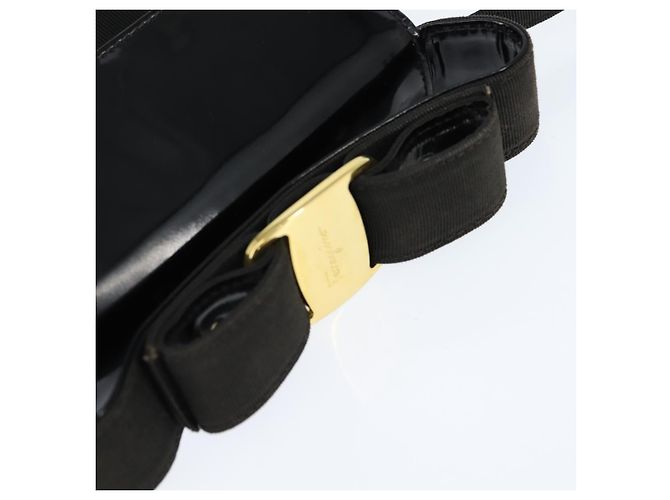 Borsa a Spalla Vala in Tela Nera e Oro Auth BA7319 di Salvatore Ferragamo Nero D'oro - vista 7