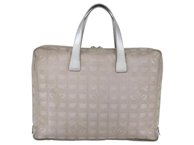 CHANEL Nuova Borsa Tote da Viaggio Nylon Argento CC Auth BA7299 - vista 13