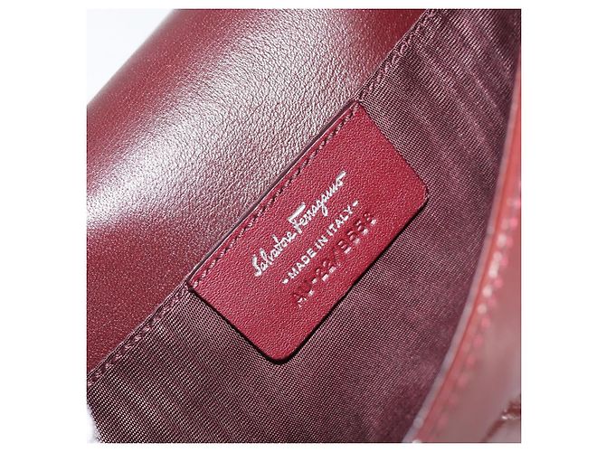 Borsa a Spalla Vala Chain Salvatore Ferragamo Smalto Rosso Argento Auth gh1177 - vista 12