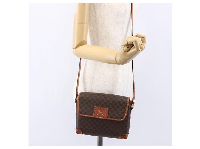 Céline Borsa a Spalla in Tela Macadam CELINE in Pelle PVC Marrone Oro Auth ki6135 D'oro - vista 22