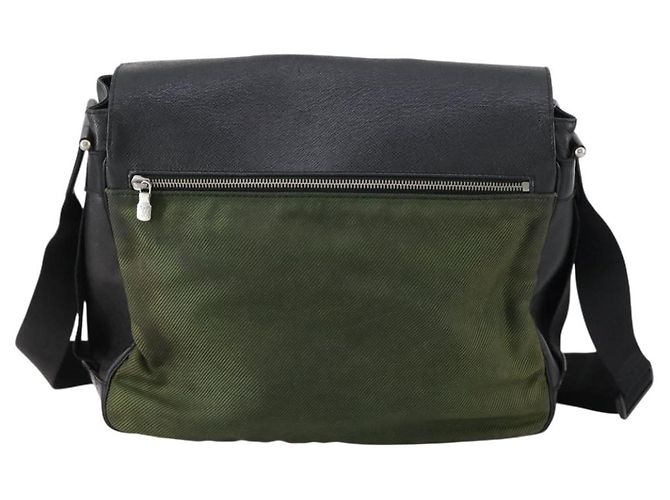 LOUIS VUITTON Borsa a Spalla Taiga Victor Ardoise M30142 LV Auth ep11578 Grigio - vista 2