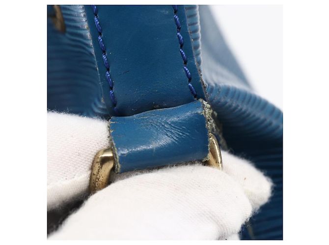 Noe LOUIS VUITTON Borsa a Spalla Petit Noé Epi Blu M44105 LV Auth 146215 - vista 12