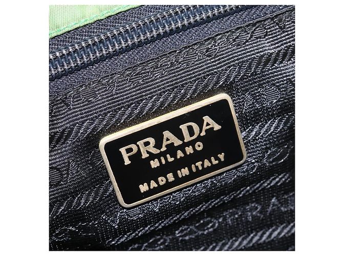 PRADA Bolso de mano de nailon verde dorado Auth 145926 - vista 18