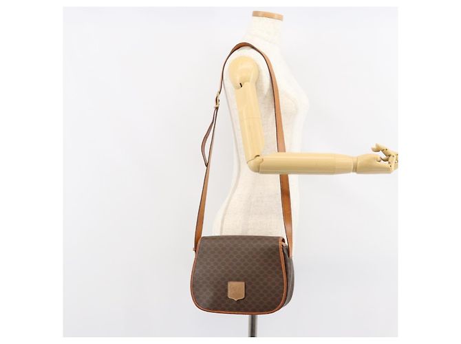 Céline Borsa a Spalla in Tela Macadam CELINE PVC Marrone Oro Auth bs30306 D'oro - vista 22