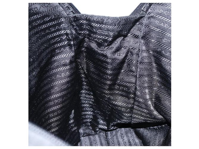 Borsa Tote Prada in Nylon Nero Argento Auth bs29772 - vista 22