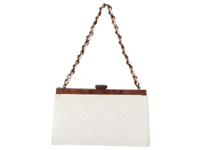 Bolso de hombro de cadena de madera CHANEL de piel de cordero blanco oro CC Auth BA7494 Dorado - vista 13