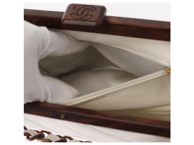 Bolso de hombro de cadena de madera CHANEL de piel de cordero blanco oro CC Auth BA7494 Dorado - vista 20