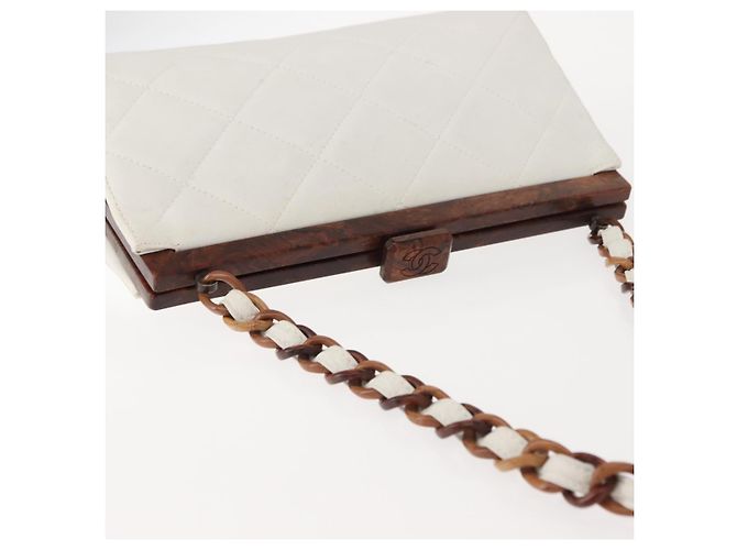 Bolso de hombro de cadena de madera CHANEL de piel de cordero blanco oro CC Auth BA7494 Dorado - vista 6