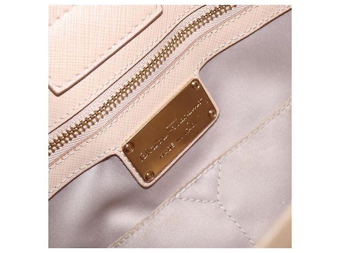 Borsa a Spalla Salvatore Ferragamo in Pelle Oro Beige Auth ka111 D'oro - vista 10