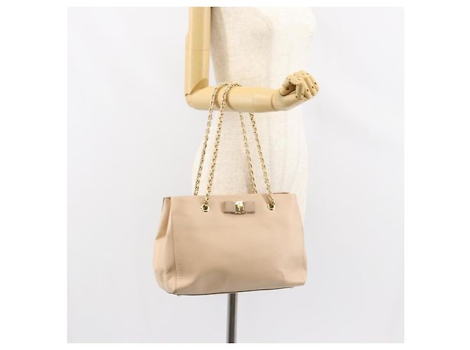 Borsa a Spalla Salvatore Ferragamo in Pelle Oro Beige Auth ka111 D'oro - vista 25