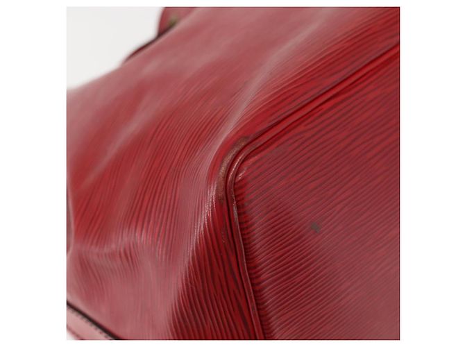 Noe LOUIS VUITTON Borsa a Spalla Petit Noé Epi Rossa M44107 LV Auth 150540 Rosso - vista 16
