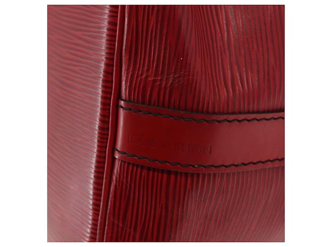 Noe LOUIS VUITTON Borsa a Spalla Petit Noé Epi Rossa M44107 LV Auth 150540 Rosso - vista 18