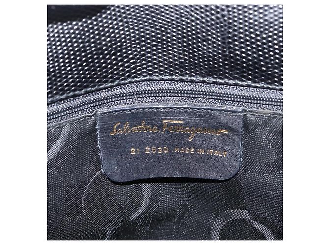 Sac fourre-tout Salvatore Ferragamo en cuir noir et or Auth 151882 Doré - vue 12