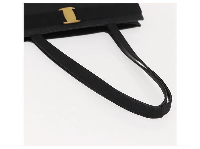 Sac fourre-tout Salvatore Ferragamo en cuir noir et or Auth 151882 Doré - vue 7