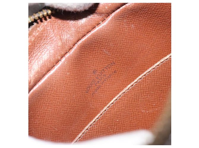 LOUIS VUITTON Clutch Compiegne 23 M51847 LV Auth 149617 Monogramma - vista 17