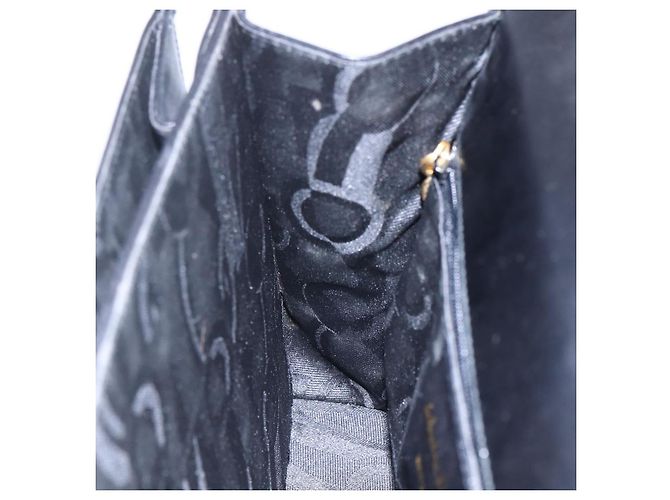 Borsa a mano Gancini in pelle Salvatore Ferragamo oro nero Auth 150953 - vista 19