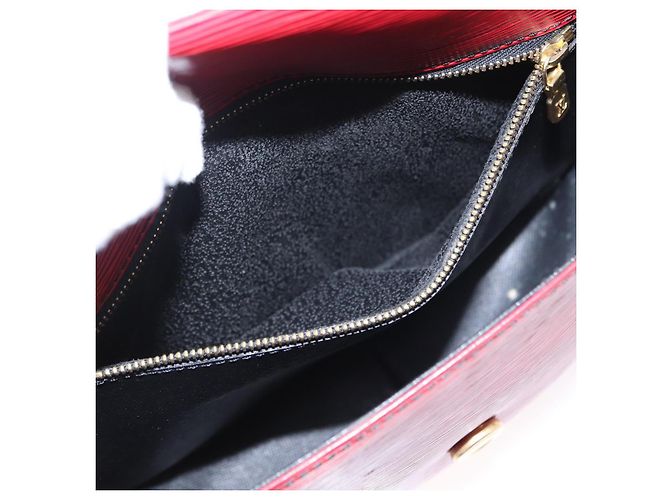 LOUIS VUITTON Borsa a Spalla Epi Saint Cloud GM Rossa M52197 LV Auth 154066 Rosso - vista 11