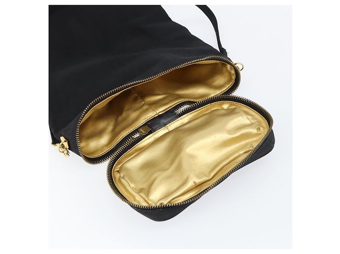 Borsa a spalla Vala in nylon nero e oro Auth 150876 di Salvatore Ferragamo D'oro - vista 10