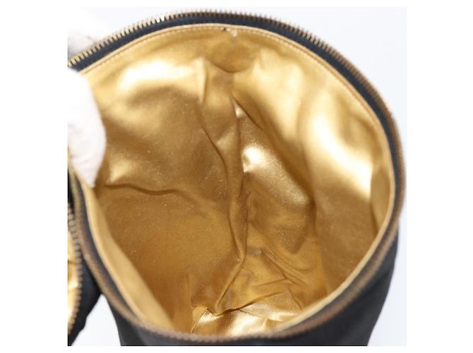 Borsa a spalla Vala in nylon nero e oro Auth 150876 di Salvatore Ferragamo D'oro - vista 19