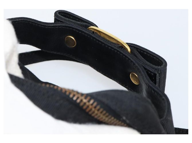 Borsa a spalla Vala in nylon nero e oro Auth 150876 di Salvatore Ferragamo D'oro - vista 7