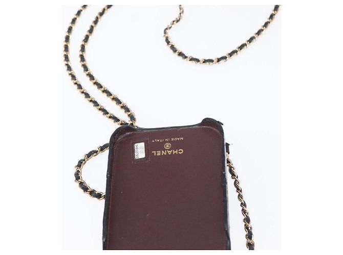 Capa para iPhone 13 Pro Max CHANEL Matelasse Chain em pele de cordeiro preta CC Auth BA8062 Preto Dourado - vista 19