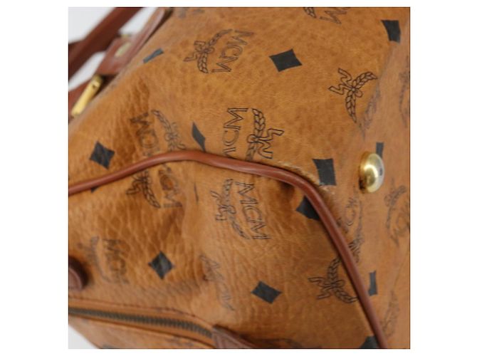 Borsa Boston MCM Logogram Vicetos in pelle PVC marrone e oro Auth gh1075 D'oro - vista 13