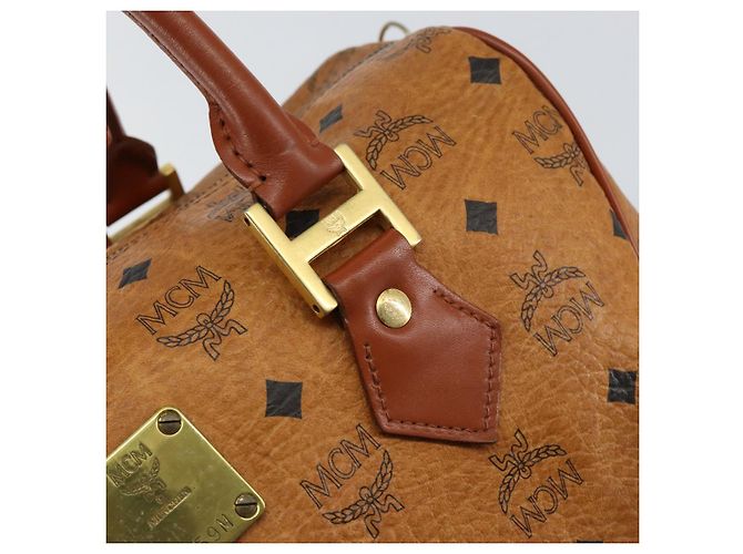Borsa Boston MCM Logogram Vicetos in pelle PVC marrone e oro Auth gh1075 D'oro - vista 15