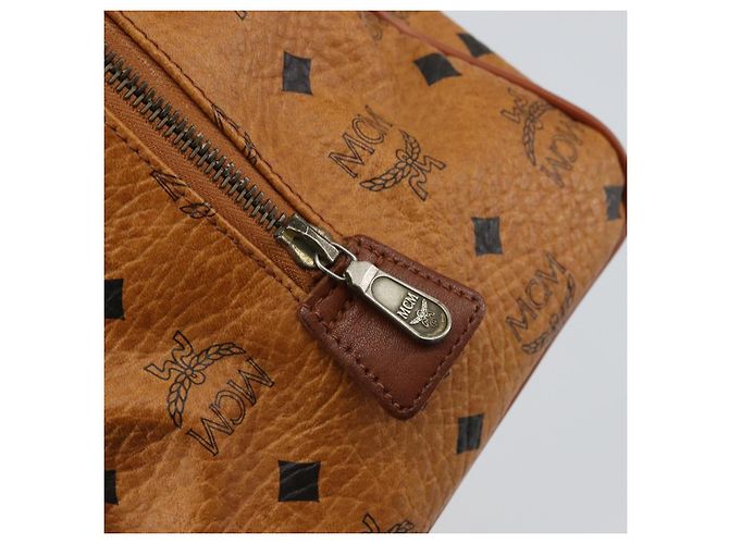 Borsa Boston MCM Logogram Vicetos in pelle PVC marrone e oro Auth gh1075 D'oro - vista 16