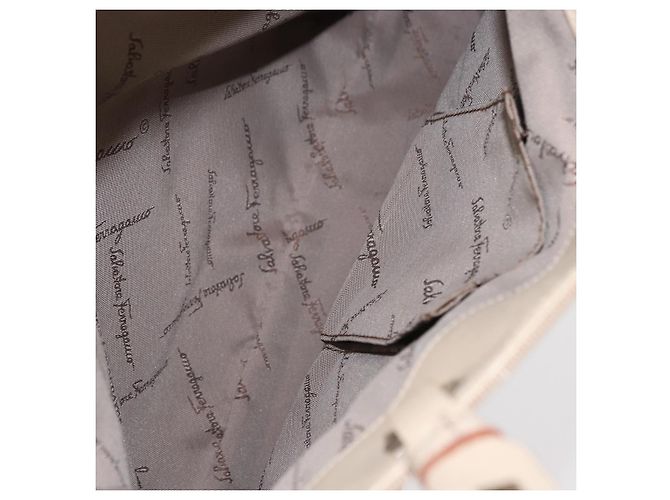 Borsa a mano Gancini in nylon beige e argento di Salvatore Ferragamo Auth ep11986 - vista 19
