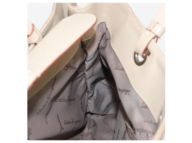 Borsa a mano Gancini in nylon beige e argento di Salvatore Ferragamo Auth ep11986 - vista 20