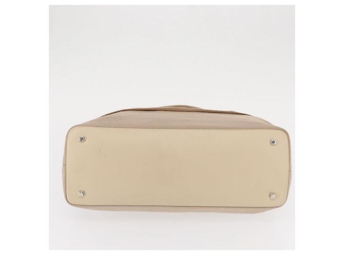 Borsa a mano Gancini in nylon beige e argento di Salvatore Ferragamo Auth ep11986 - vista 5